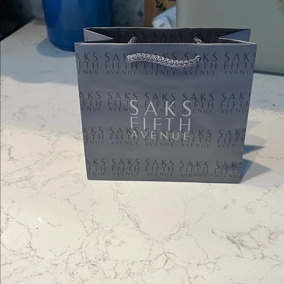 Saks Fifth Avenue Gift card small jewelry box bag - Picture 1 of 3